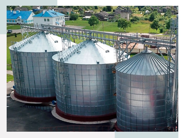 Металлические силосы в Магадане